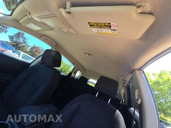 2010 Nissan Rogue S – miniatura 11