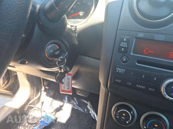 2010 Nissan Rogue S – miniatura 8