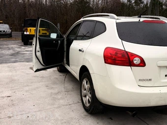 2010 Nissan Rogue SL - miniatura 13
