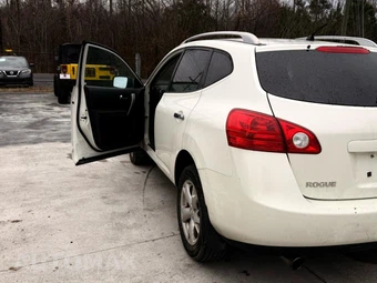 2010 Nissan Rogue SL - miniatura 14