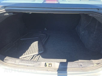 2010 Nissan Sentra 2.0 - miniatura 16