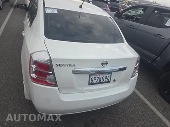 2010 Nissan Sentra 2.0 S – miniatura 5