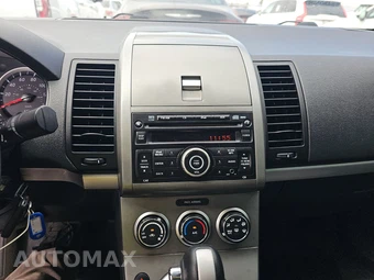 2010 Nissan Sentra 2.0 S – miniatura 11