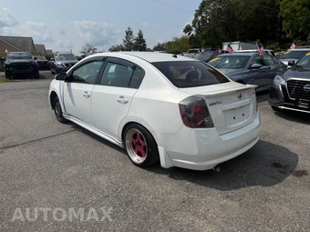 2010 Nissan Sentra 2.0 SR - miniatura 5
