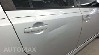 2010 Nissan Sentra 2.0 SR – miniatura 37
