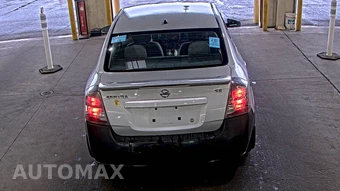 2010 Nissan Sentra 2.0 SR – miniatura 5