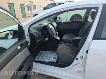 2010 Nissan Sentra 2.0 SR – miniatura 13