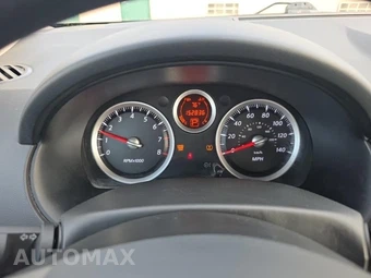 2010 Nissan Sentra 2.0 SR – miniatura 15