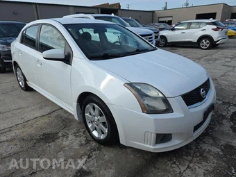 2010 Nissan Sentra 2.0 SR – miniatura 3