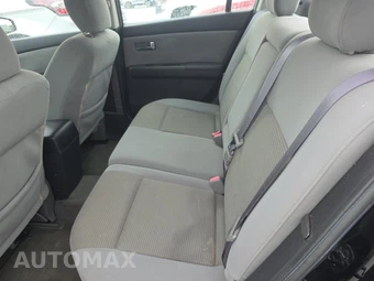 2010 Nissan Sentra 2.0 SR – miniatura 13