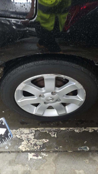 2010 Nissan Sentra 2.0 SR – miniatura 29