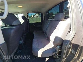 2010 Nissan TITAN SE Crew Cab Short Bed - miniatura 10
