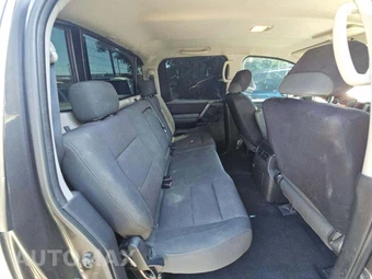 2010 Nissan TITAN SE Crew Cab Short Bed - miniatura 13