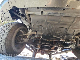 2010 Nissan TITAN SE Crew Cab Short Bed - miniatura 17