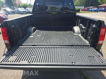 2010 Nissan TITAN SE Crew Cab Short Bed - miniatura 14