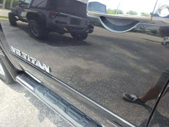 2010 Nissan TITAN SE Crew Cab Short Bed - miniatura 25