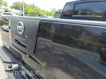 2010 Nissan TITAN SE Crew Cab Short Bed - miniatura 28