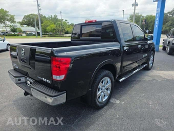 2010 Nissan TITAN SE Crew Cab Short Bed - miniatura 3