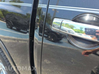 2010 Nissan TITAN SE Crew Cab Short Bed - miniatura 31