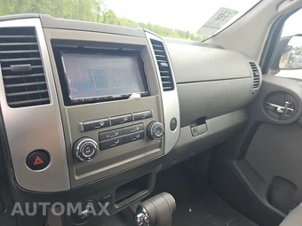 2010 Nissan Xterra - miniatura 11