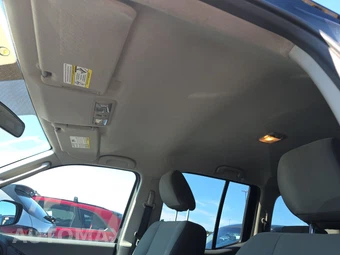 2010 Nissan Xterra S - miniatura 17