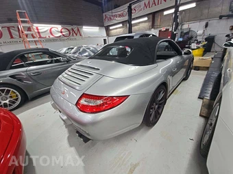 2010 Porsche 911 Cabriolet Carrera S - miniatura 3