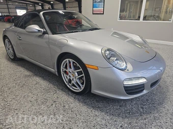 2010 Porsche 911 Cabriolet Carrera S – miniatura 3