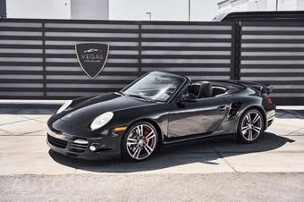 2010 Porsche 911 Turbo Cabriolet - miniatura 10