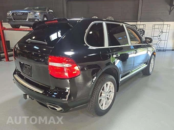 2010 Porsche Cayenne - miniatura 3
