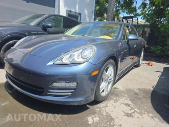 2010 Porsche Panamera 4S