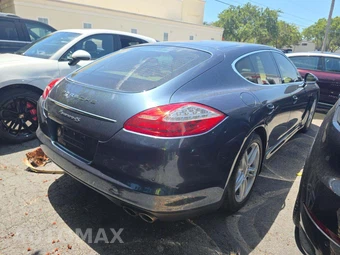 2010 Porsche Panamera 4S – miniatura 3