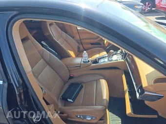 2010 Porsche Panamera Turbo – miniatura 8
