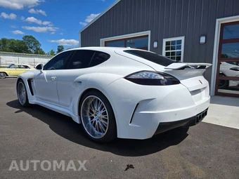 2010 Porsche Panamera Turbo - miniatura 26
