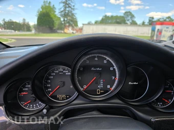2010 Porsche Panamera Turbo - miniatura 28