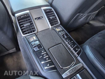 2010 Porsche Panamera Turbo - miniatura 45