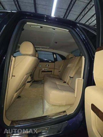 2010 Rolls-Royce Ghost – miniatura 13