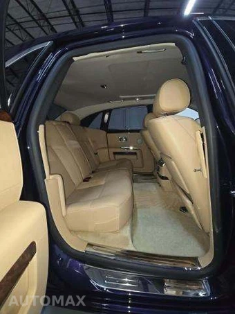 2010 Rolls-Royce Ghost – miniatura 16