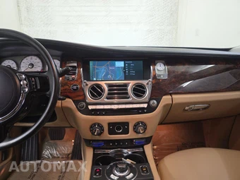 2010 Rolls-Royce Ghost – miniatura 11
