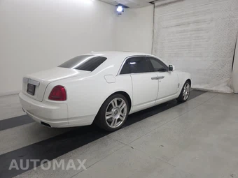 2010 Rolls-Royce Ghost – miniatura 4