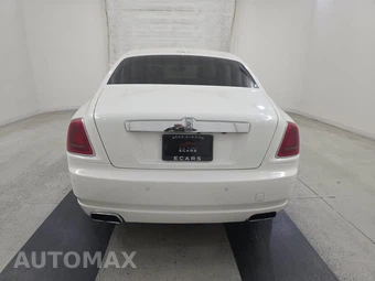 2010 Rolls-Royce Ghost – miniatura 5