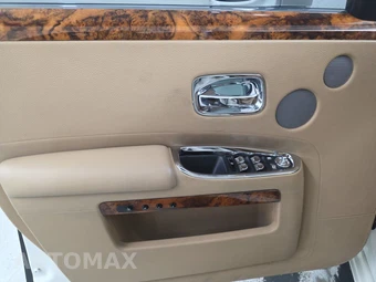 2010 Rolls-Royce Ghost – miniatura 9