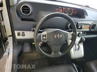 2010 Scion xB - miniatura 10