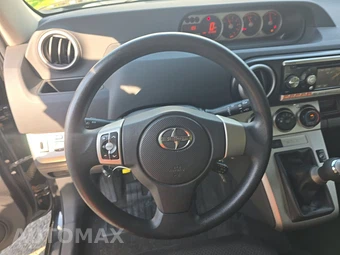 2010 Scion xB – miniatura 10