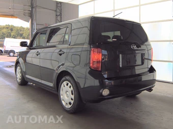 2010 Scion xB – miniatura 6