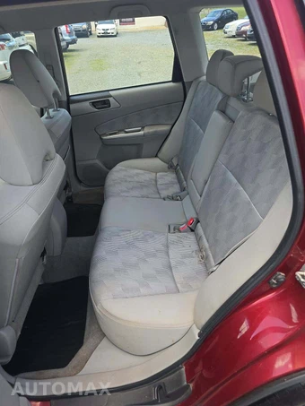 2010 Subaru Forester 2.5X – miniatura 13