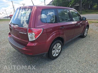 2010 Subaru Forester 2.5X – miniatura 3