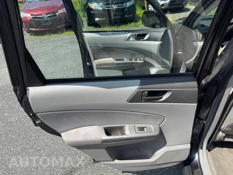 2010 Subaru Forester 2.5X – miniatura 23