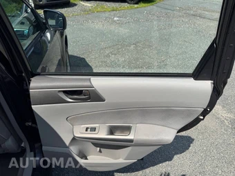 2010 Subaru Forester 2.5X – miniatura 32