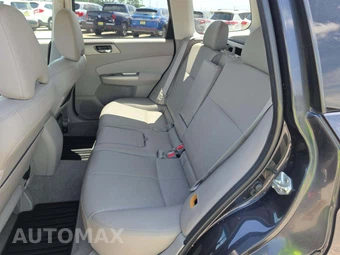 2010 Subaru Forester 2.5X Limited – miniatura 10