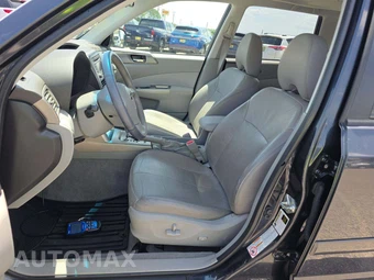 2010 Subaru Forester 2.5X Limited – miniatura 3